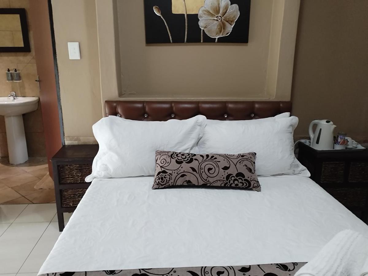Ditsaleng Bed And Breakfast Vanderbijlpark Εξωτερικό φωτογραφία