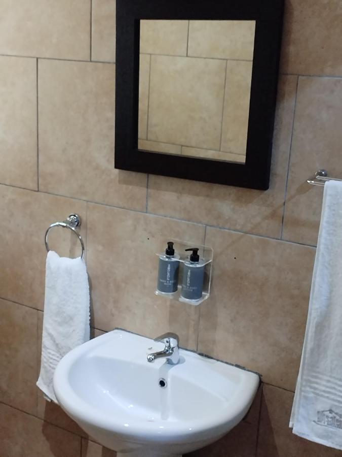 Ditsaleng Bed And Breakfast Vanderbijlpark Εξωτερικό φωτογραφία